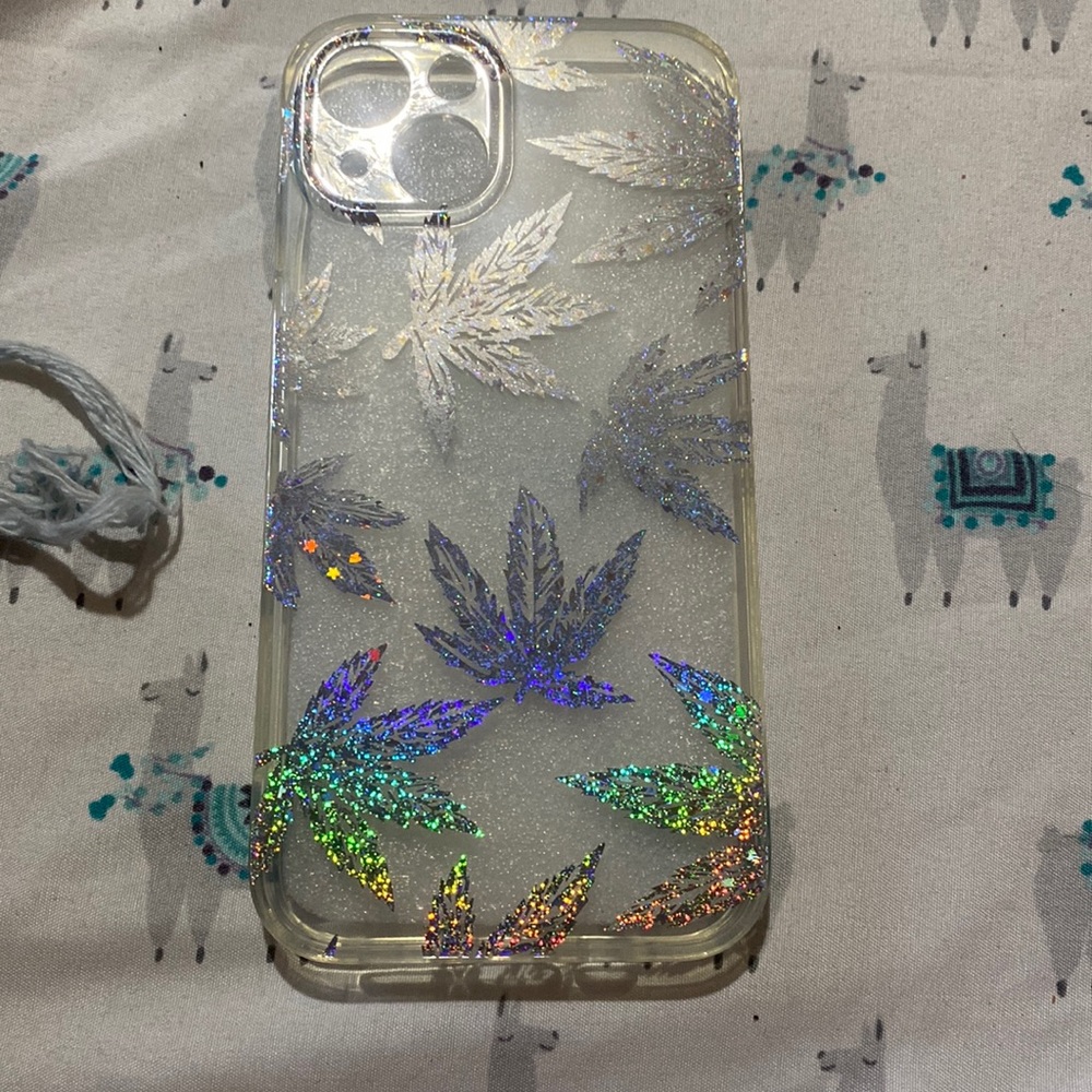 brand new never got used i got the case and it came after i got a new phone